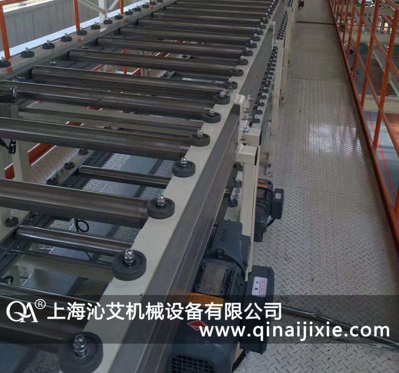 輪胎滾筒輸送機(jī)設(shè)備特點(diǎn)和產(chǎn)品介紹 輪胎滾筒輸送機(jī)設(shè)備特點(diǎn)和產(chǎn)品介紹